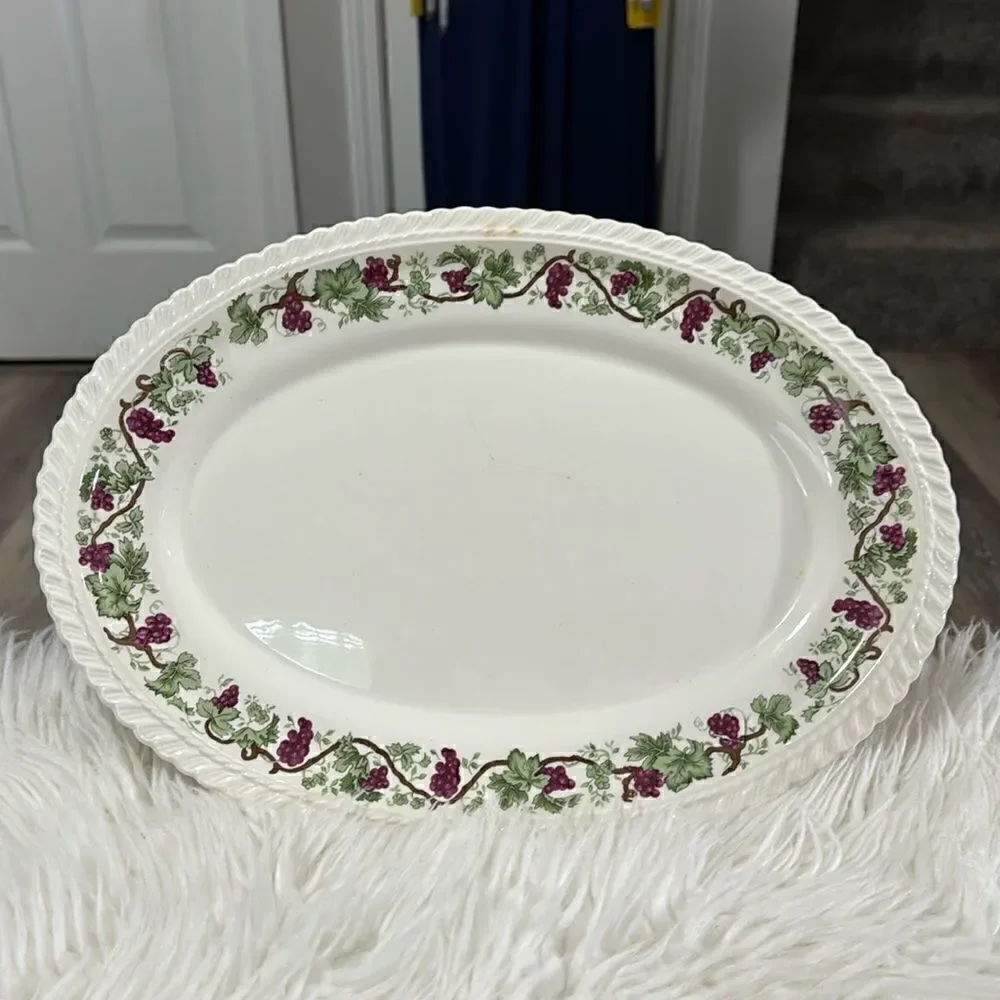 HARKER OLDEST POTTERY BARN ROYAL GADROON VINTAGE PLATES